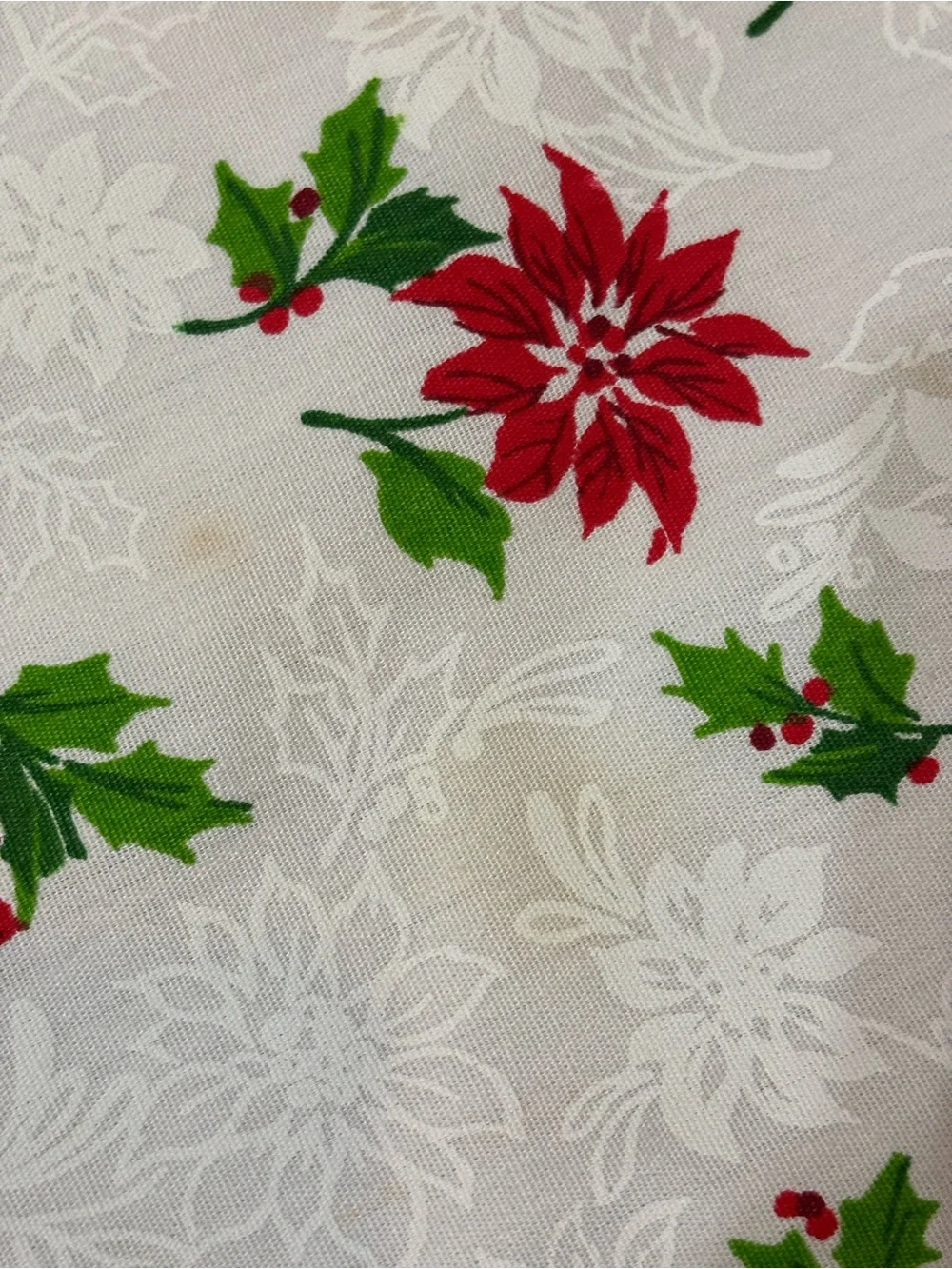 Vintage Christmas Poinsettia Floral Table Runner Dresser Skirt Holly Berries